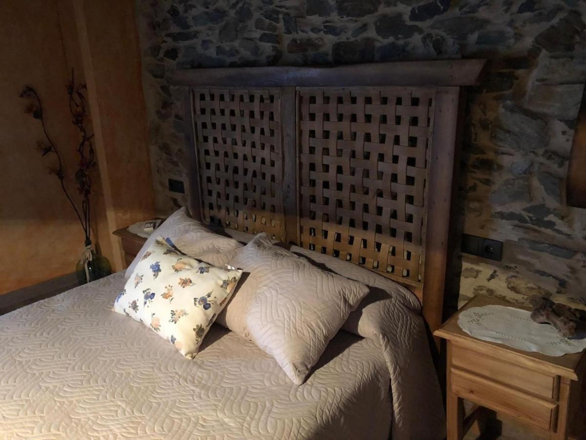 Casa Rural La Moraquintana Villa Santibanez el Bajo Luaran gambar