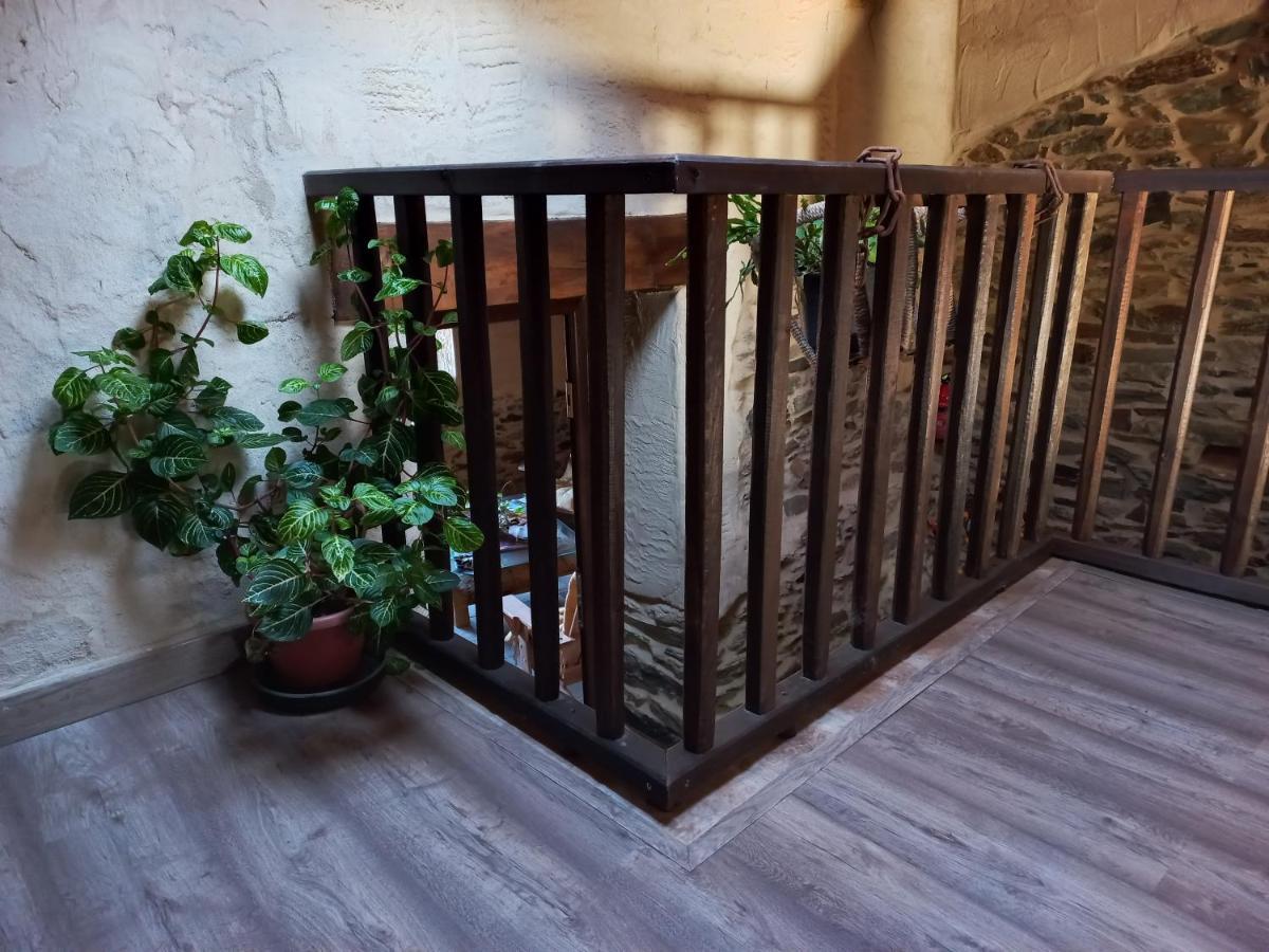 Casa Rural La Moraquintana Villa Santibanez el Bajo Luaran gambar
