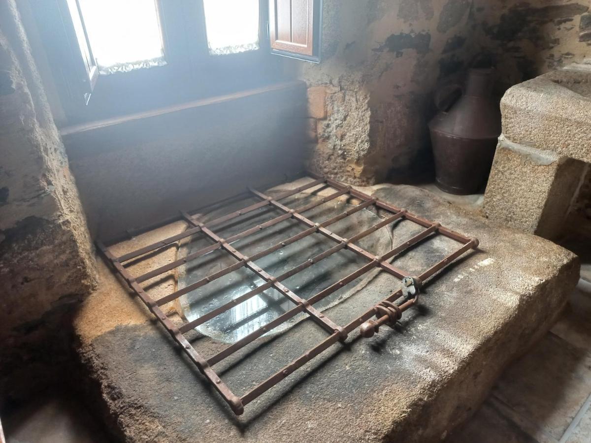 Casa Rural La Moraquintana Villa Santibanez el Bajo Luaran gambar