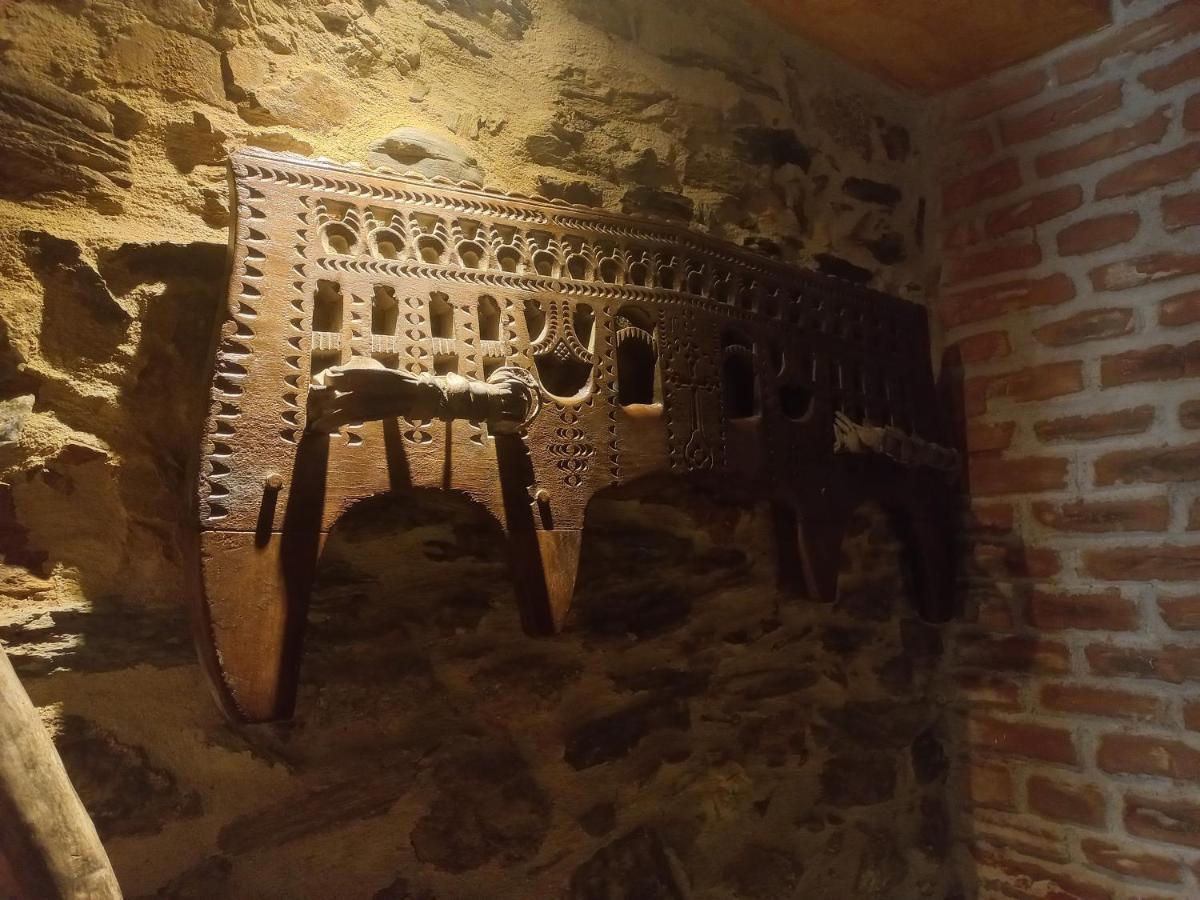 Casa Rural La Moraquintana Villa Santibanez el Bajo Luaran gambar