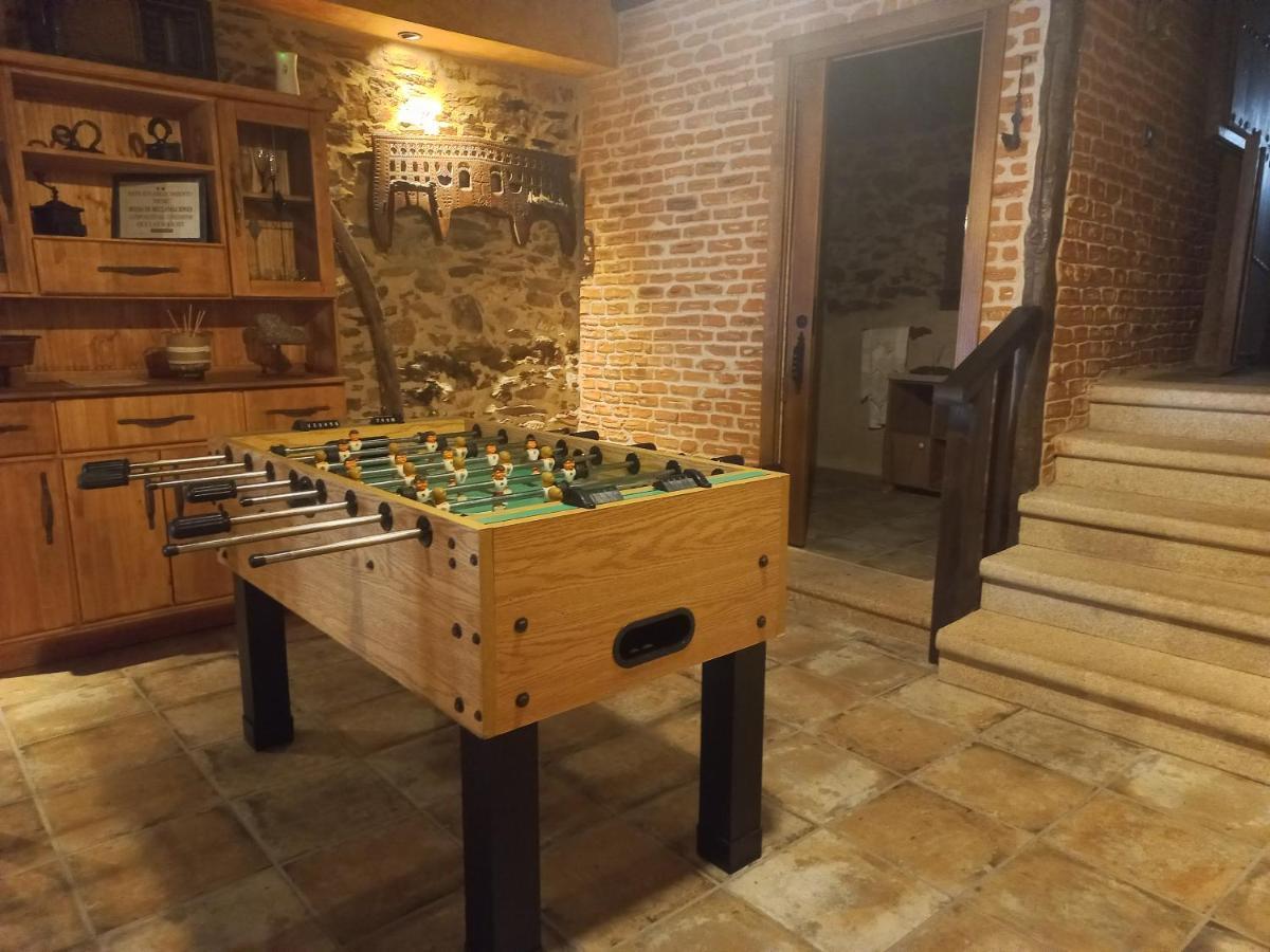 Casa Rural La Moraquintana Villa Santibanez el Bajo Luaran gambar
